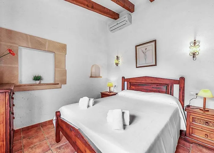 March Martorell Villa Pollença